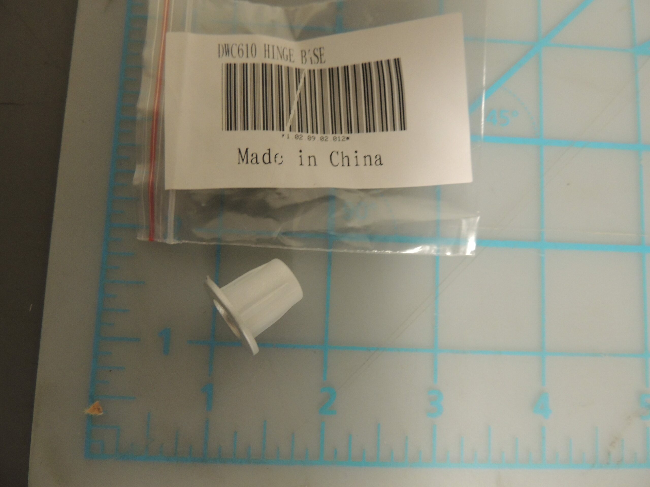 1.02.09.02.012 DWC610 HINGE BASE
