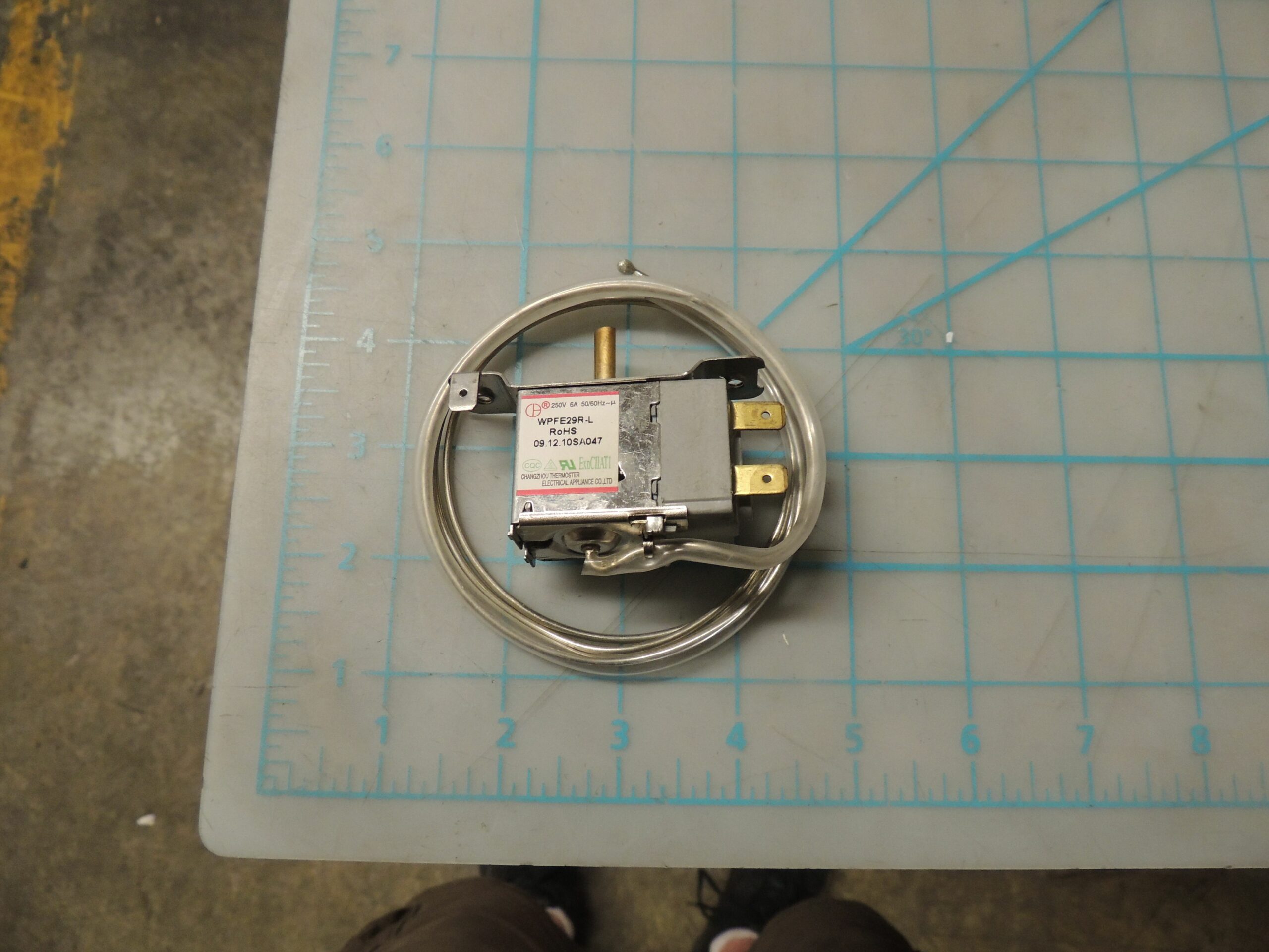 1.03.02.01.016 DCFM TSTAT WPF29R-103-022