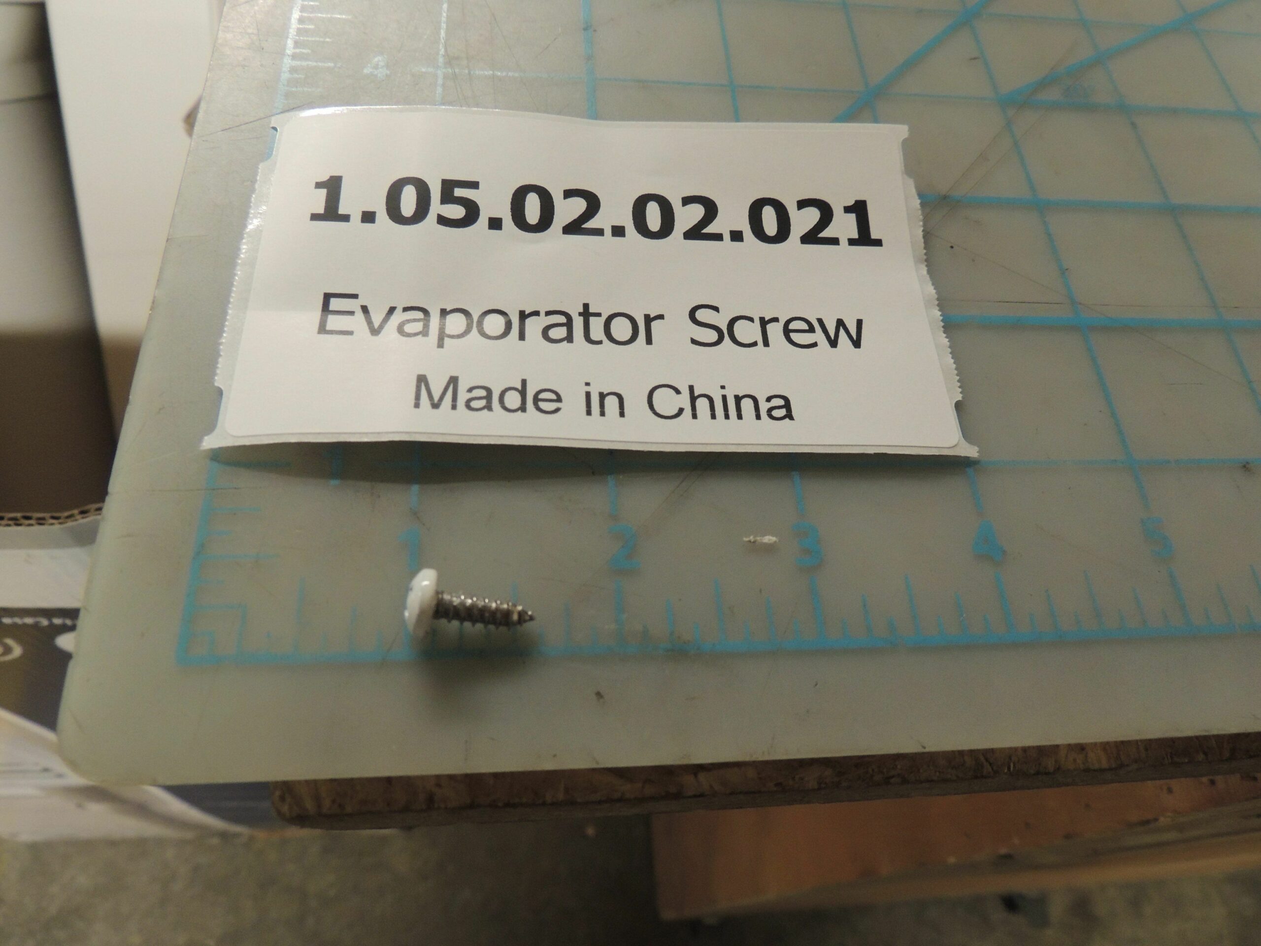 1.05.02.02.021 Evaporator Screw