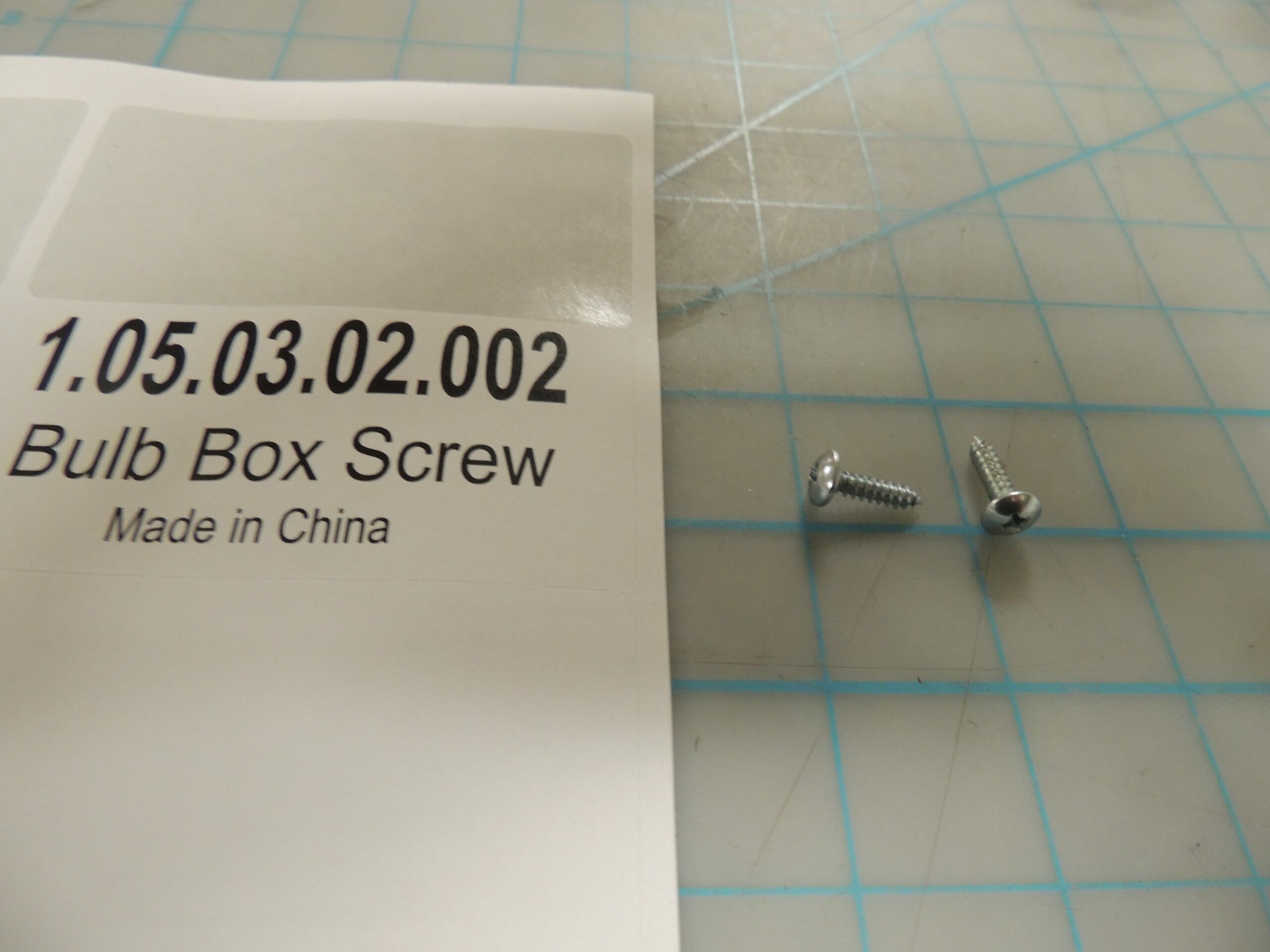 1.05.03.02.002 Bulb Box Screw