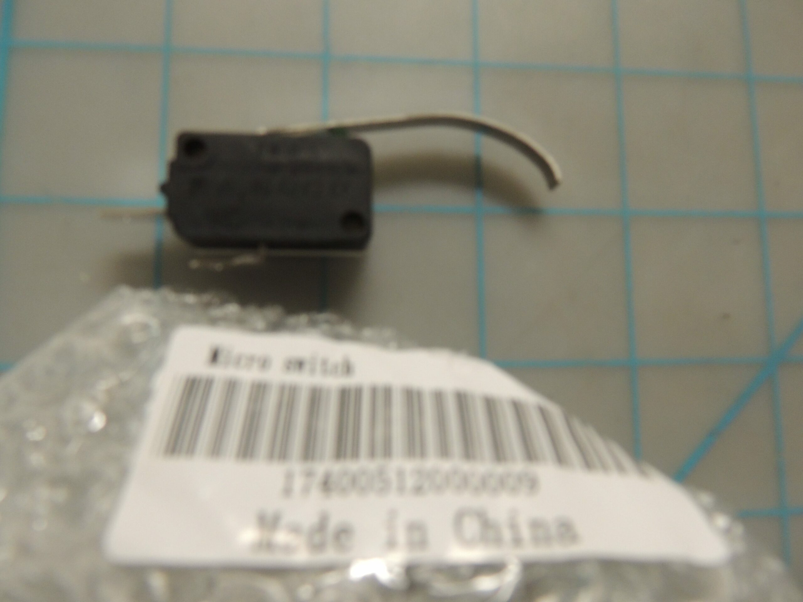 17400512000009 Micro switch