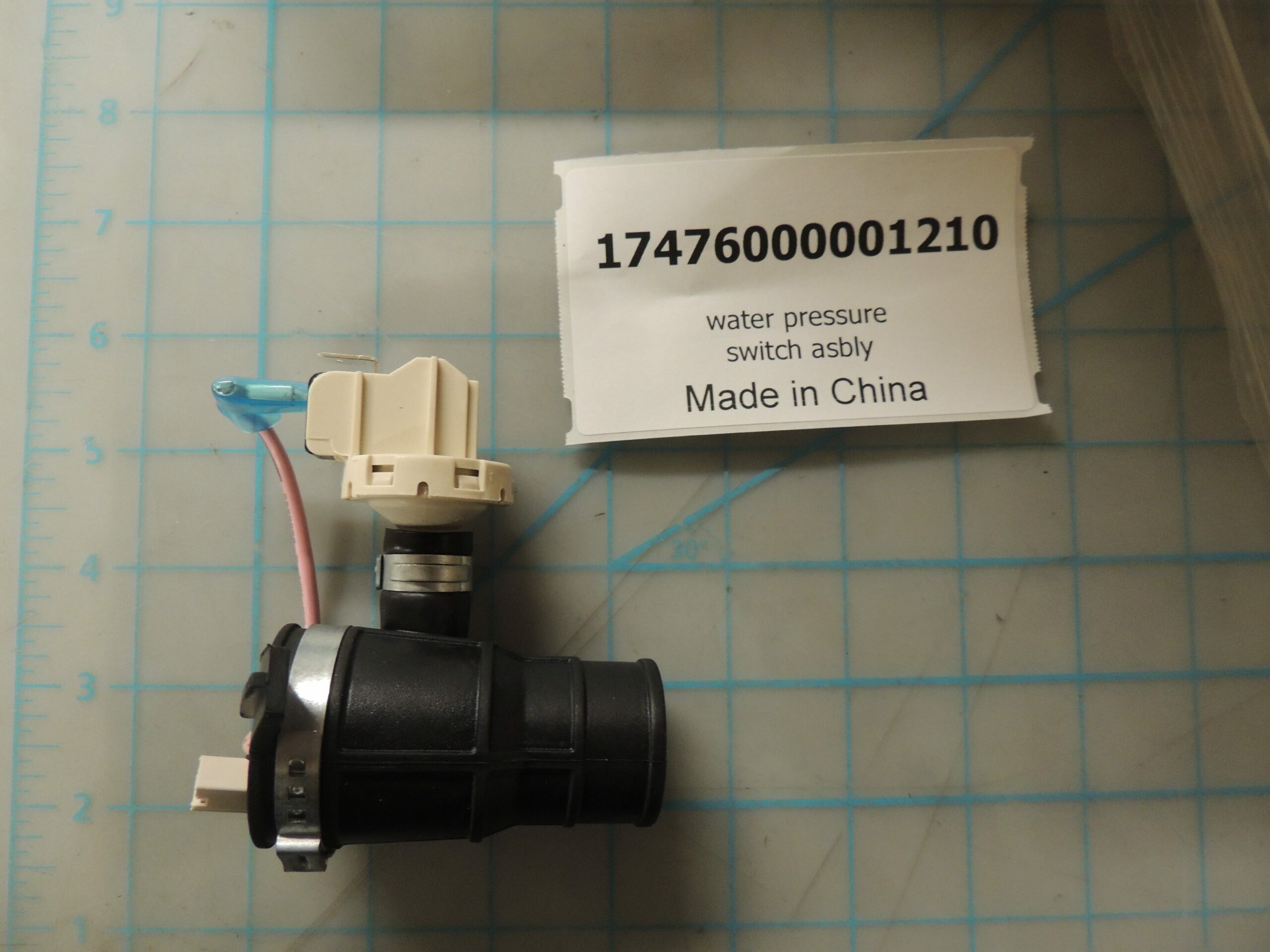 17476000001210 water pressure switch asbly