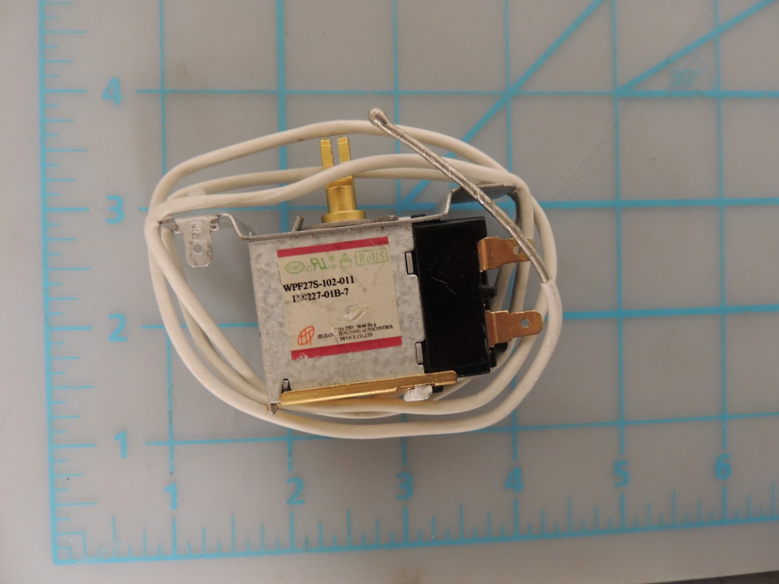 20060641 DUFM THRMSTT WPF27S-102-011