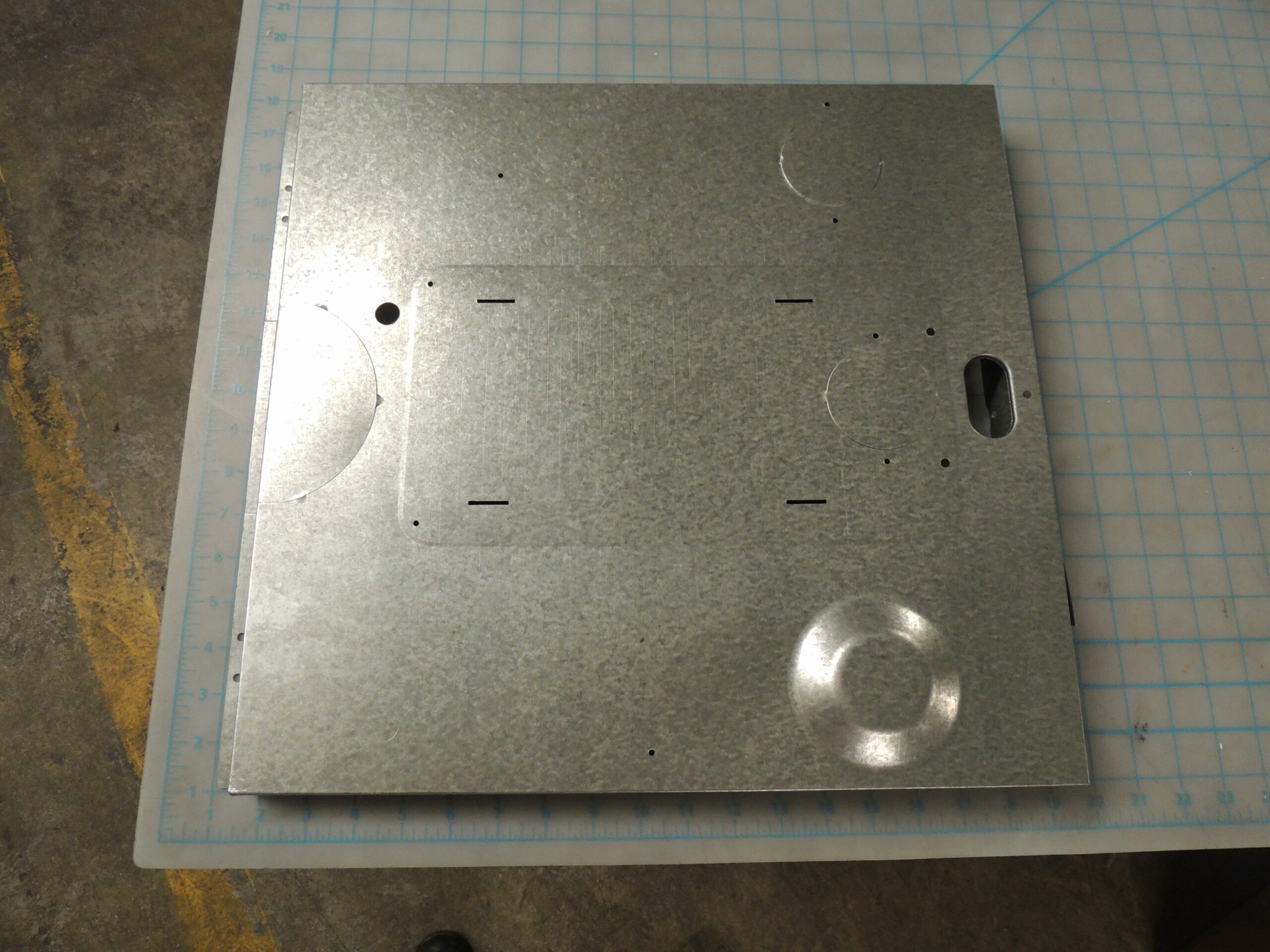 292468RSC DGR 20" BACK PANEL