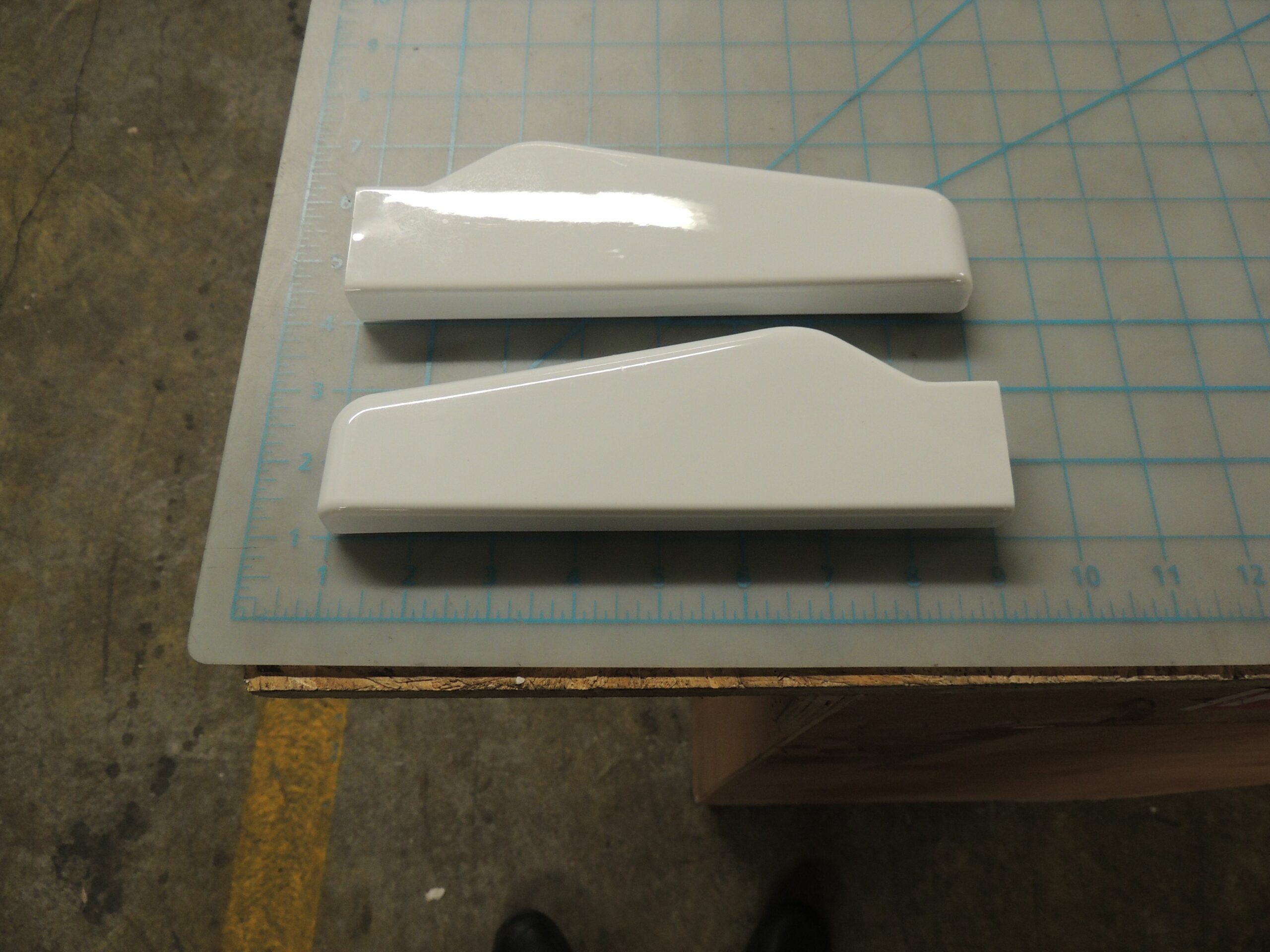 294467RSC DER 20"/30" BACKGUARD ENDCAP W