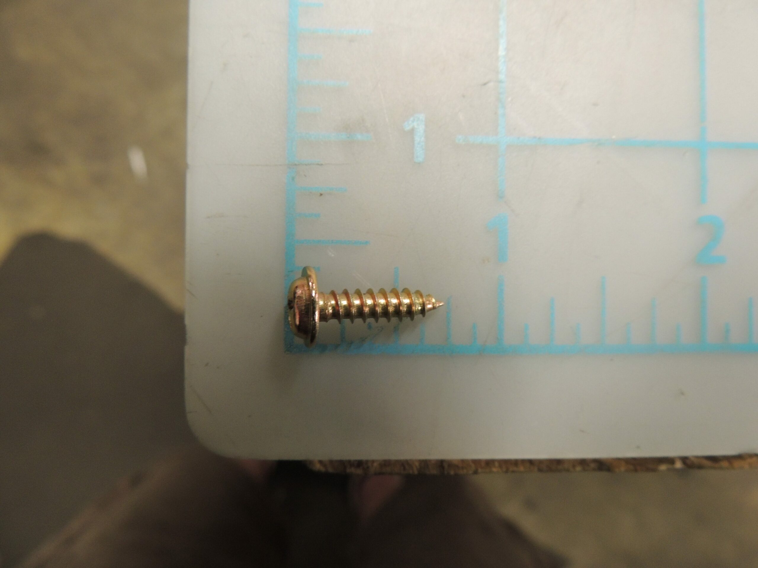 43600238 DWM SELF-SCREW ASMBLYST3.9X13