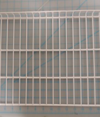 Refrigerator wire shelf