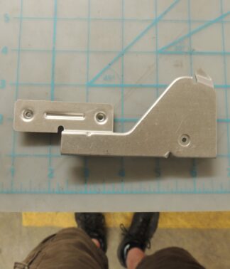 DDW497 DOOR RIGHT HINGE