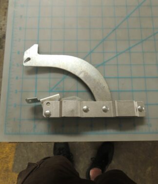 DGR468 RH OVEN DOOR HINGE