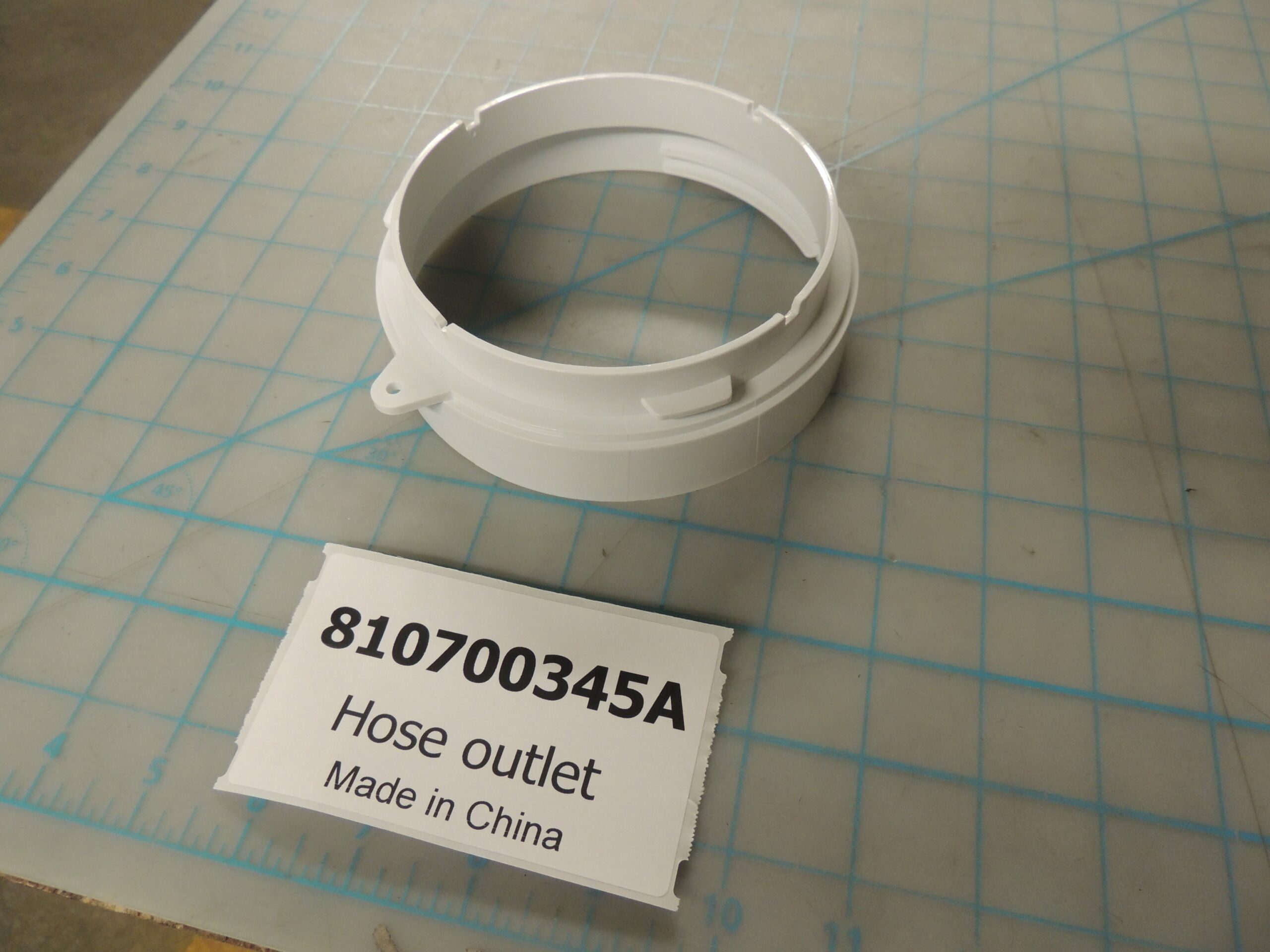 810700345A Hose outlet