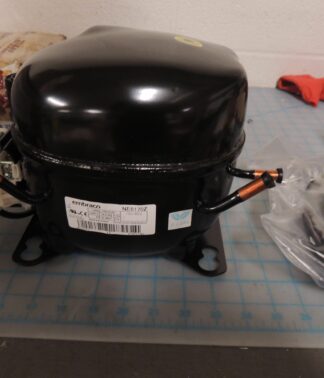 Compressor and accessories kit
