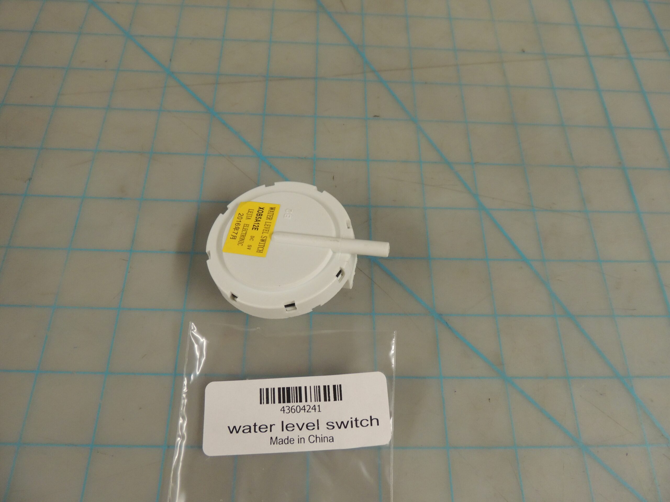 43604241 Water Level Switch