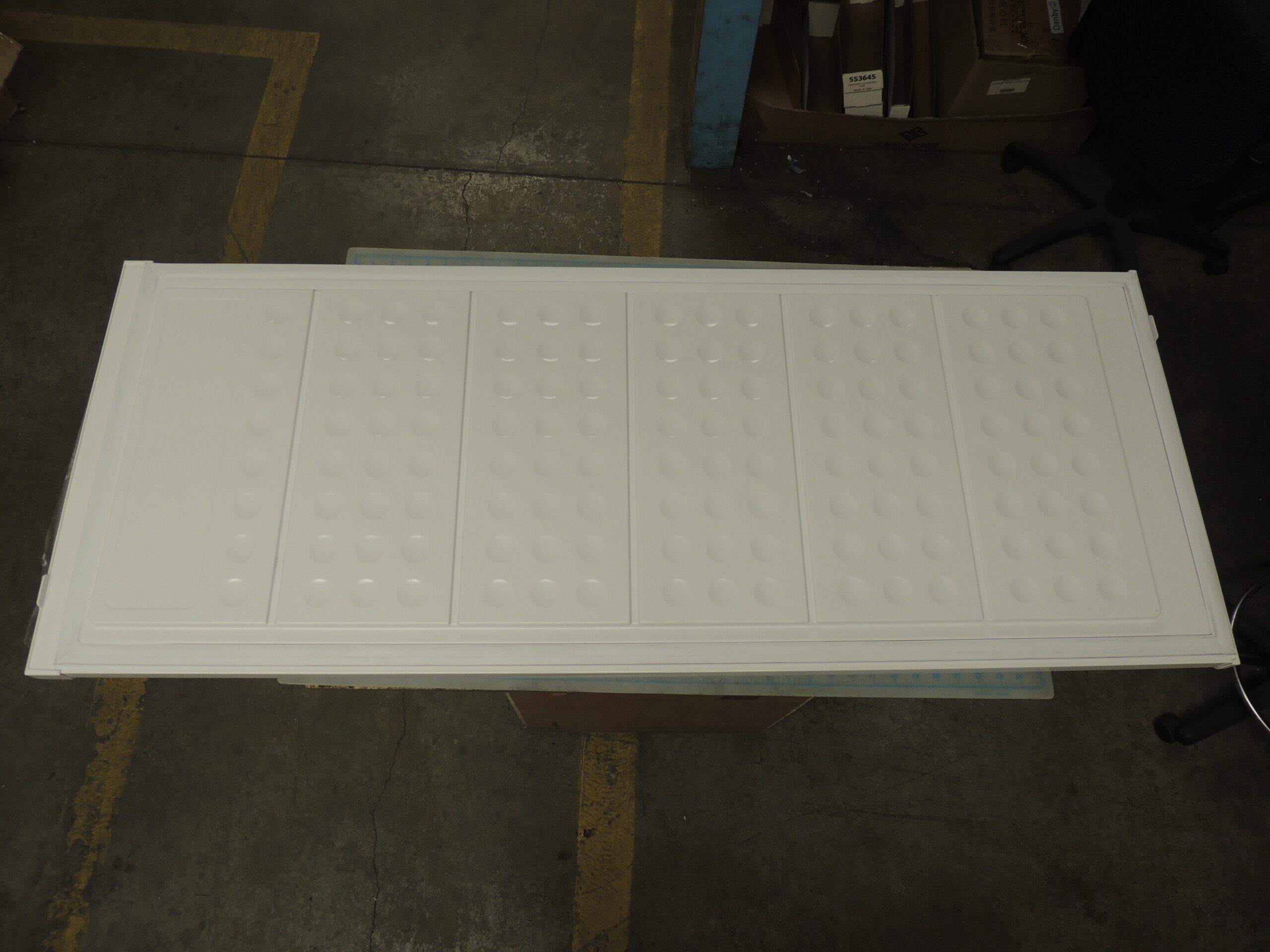 890010290 FOAMED DOOR